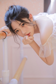童颜美女国语版
