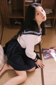 如月莉亚